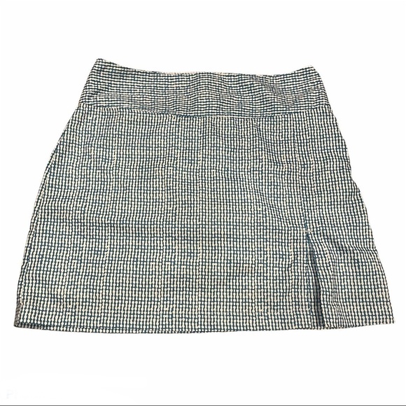 IZOD XFG Stretch Golf/Tennis/Sport Skort Sz.8 - Picture 2 of 9